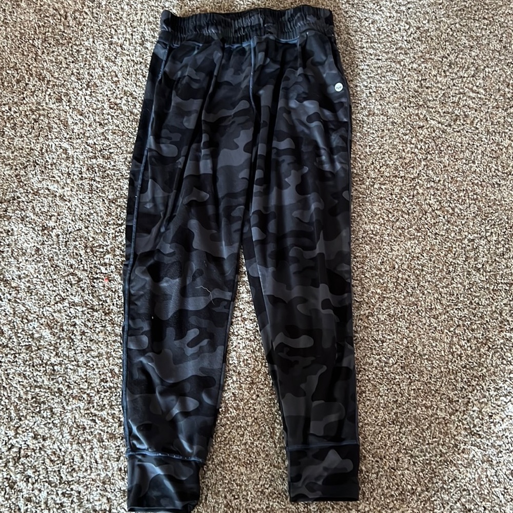 Senita weekend joggers